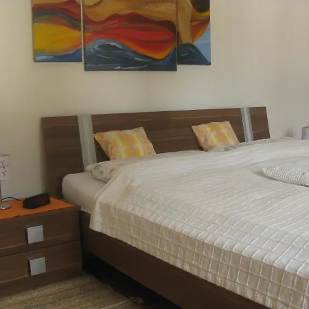 Haus Rewi شقة Bünde